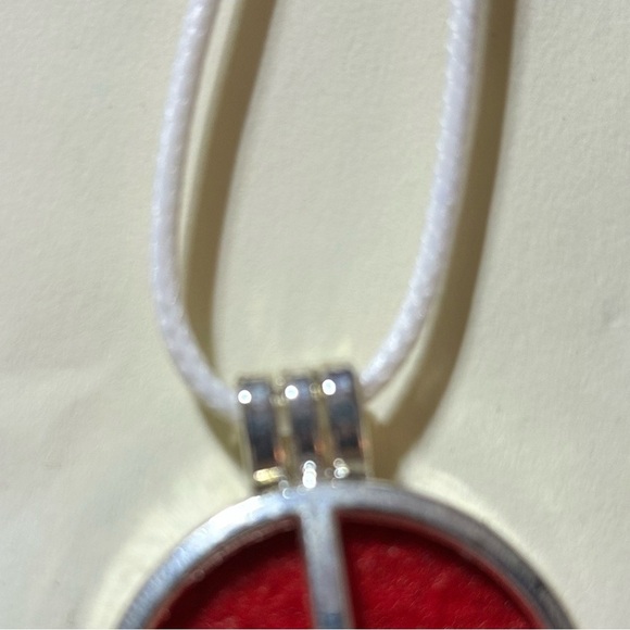 Silver Peace Pendant Necklace with essential oil diffuser- Handcrafted - Picture 5 of 7